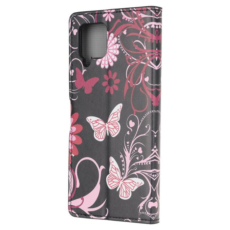 Kožené Puzdro Samsung Galaxy M12 / A12 Motýle A Kvety